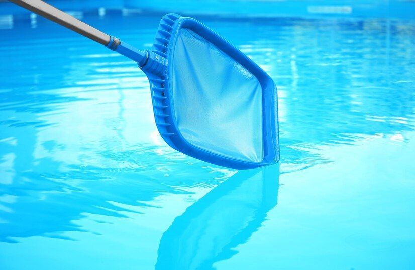 Cum să pregătești piscina primăvara pentru venirea verii