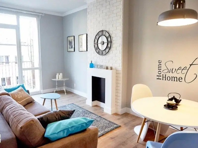 Spatiu de 38 mp amenajat ca un apartament de 2 camere