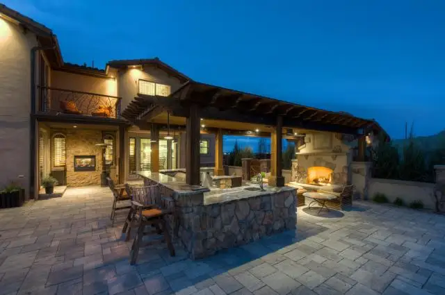 2015 Brought Ten Amazing Trends to Luxury Home Design