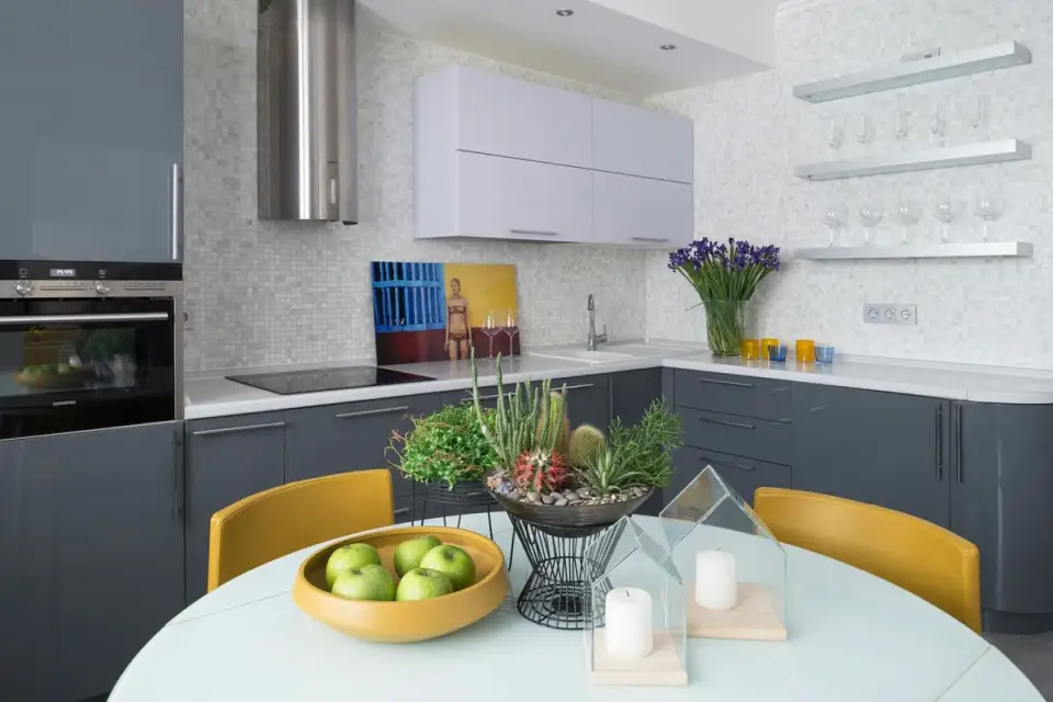 Modern Design in a 2-Bedroom Apartment