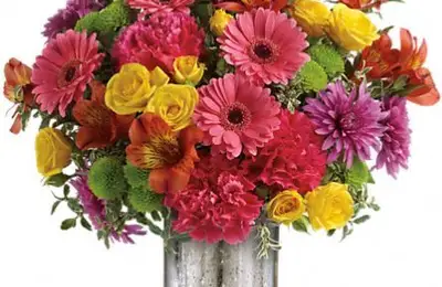 What Flowers to Give on a First Date? Florists' Recommendations