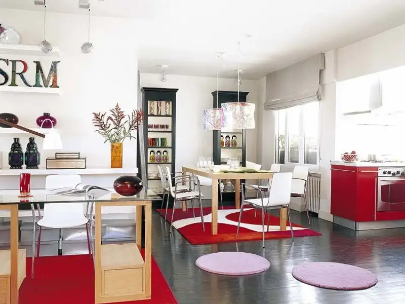 O mansarda creativa cu aer de loft