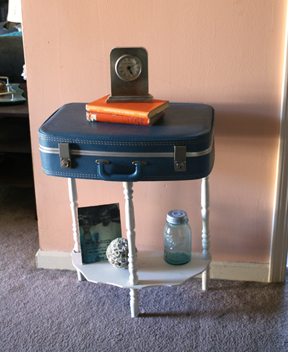 DIY: 20 Creative Coffee Table and Nightstand Designs