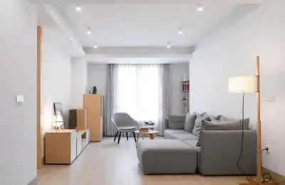A 65 sq m Apartment Furnished for a Family of Four