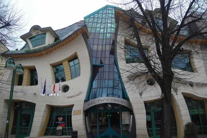 Cele mai ciudate clădiri din lume
