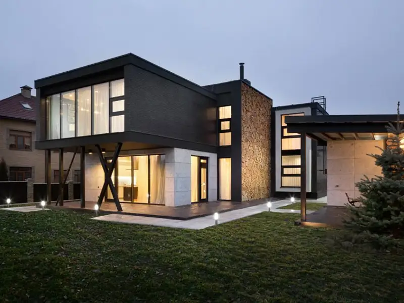 O casa cu un design futurist din Ucraina