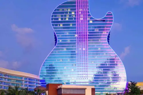 The Guitar Hotel: O poveste arhitecturală cu note rock