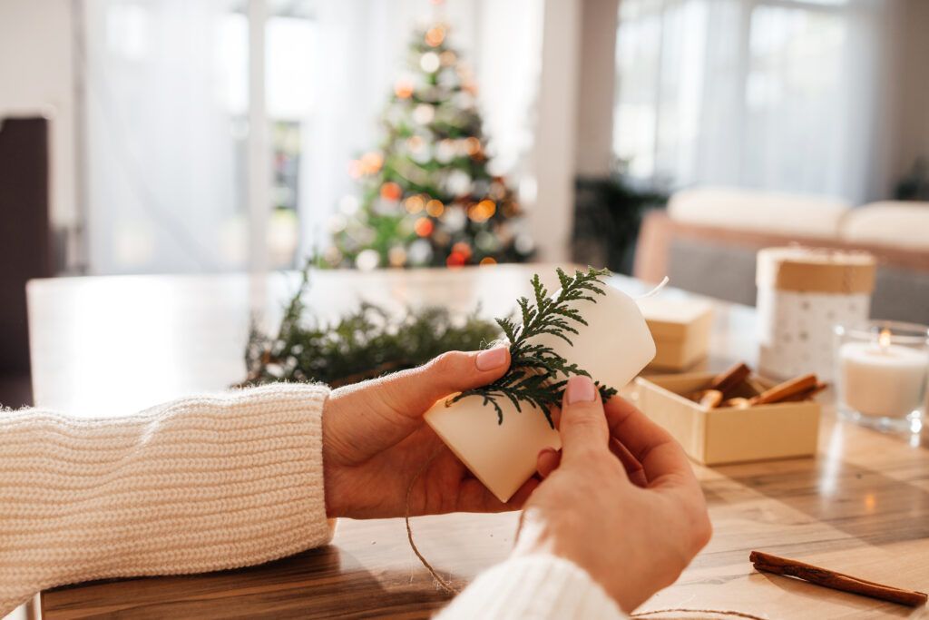 How to Make Beautiful and Unique Christmas Ornaments