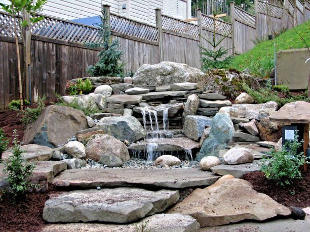 5 DIY Garden Projects to Wow Passersby