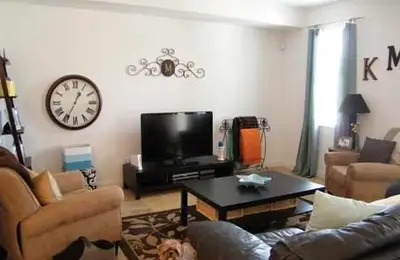 How to Paint Stripes on a Wall (DIY)