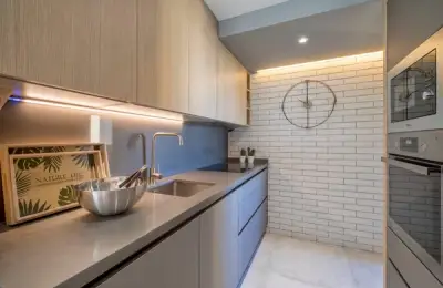 Plant Influences in a Contemporary Style Apartment