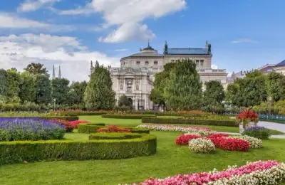 Vienna Between Landscape and Urbanism