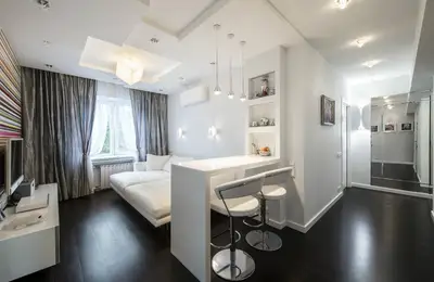 Modern Apartment Design in Vibrant Tones