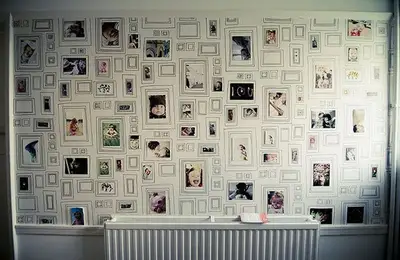 Decorate Your Favorite Corners with Faux Frames and Photographs