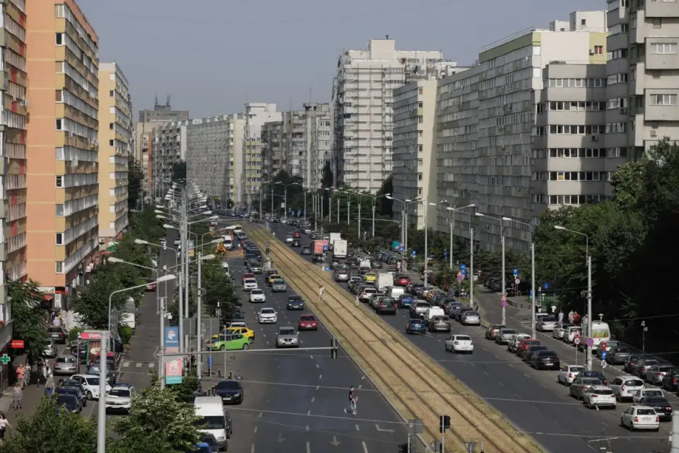 Acces la facilități și infrastructură: Apartament vs. Casă – Cine are avantajul?