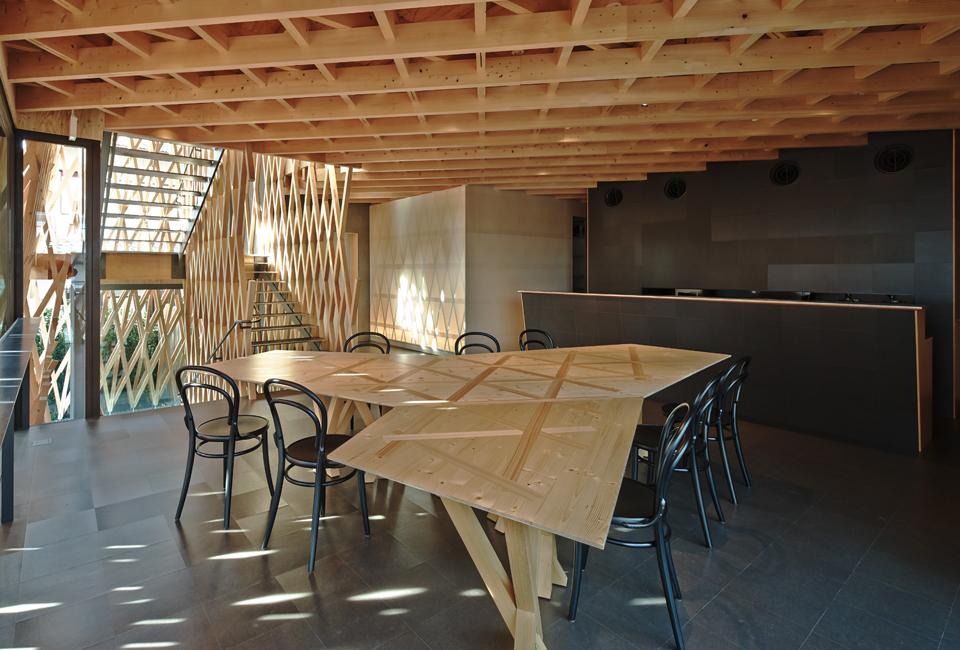 A Sensational Building Constructed Entirely of Wood