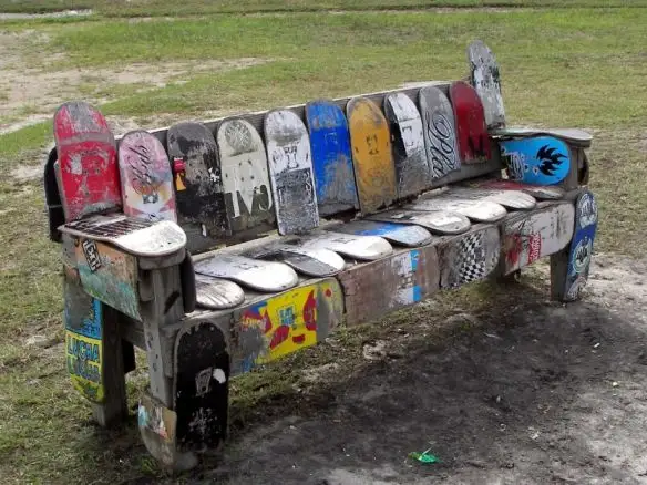 Top 10 cele mai ciudate banci din intreaga lume