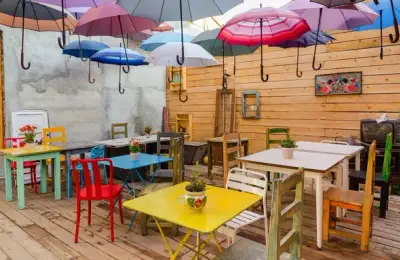 Acuarela Bistro: Coloring Your Summer Days