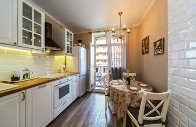 American Style in Decorating a Two-Bedroom, 47 sq m Apartment
