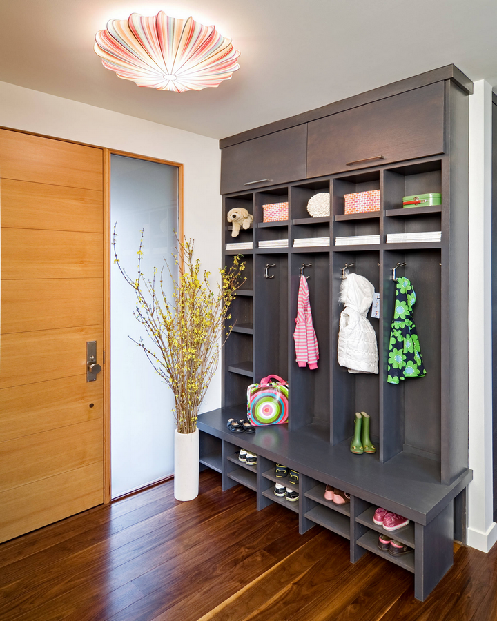 Shoe Rack Ideas for the Hallway