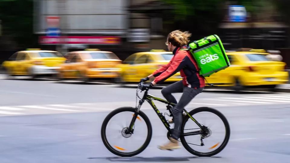 Uber Eats revine pe piața din România. Compania a oprit activitățile locale în 2020