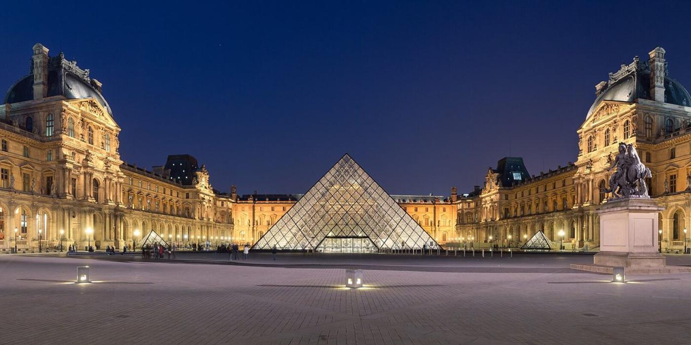 I. M. Pei și Muzeul Louvre din Paris- scurtă istorie