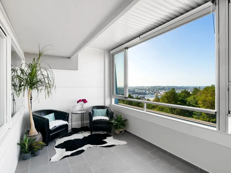 10 idei de amenajare inedite a unui balcon la bloc