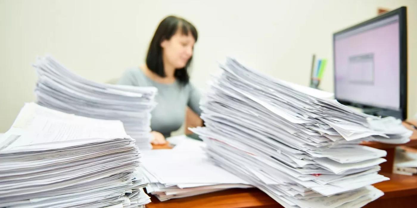 Peste jumătate dintre angajații la stat vor un salariu mai mare! Cât câștigă?