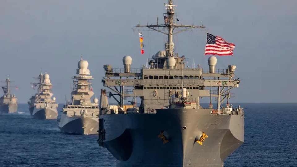 Pentagonul retrage nava amiral a Flotei a Șasea. Era comanda unică pentru forțele NATO din Europa