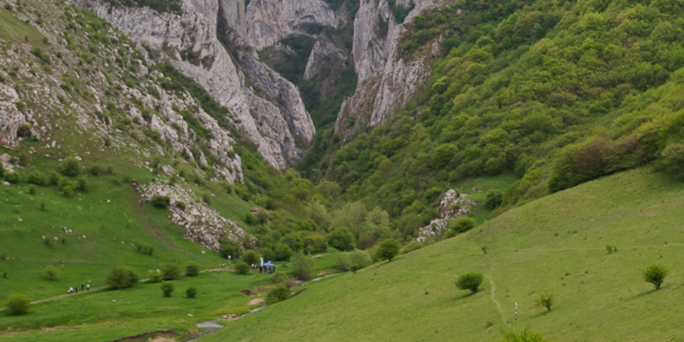 Acceptă provocarea Cheile Turzii Race: Alergare montană în inima Transilvaniei!