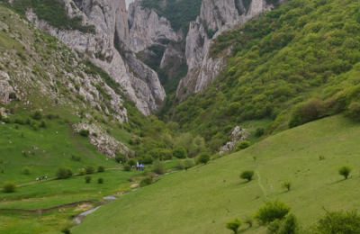 Acceptă provocarea Cheile Turzii Race: Alergare montană în inima Transilvaniei!