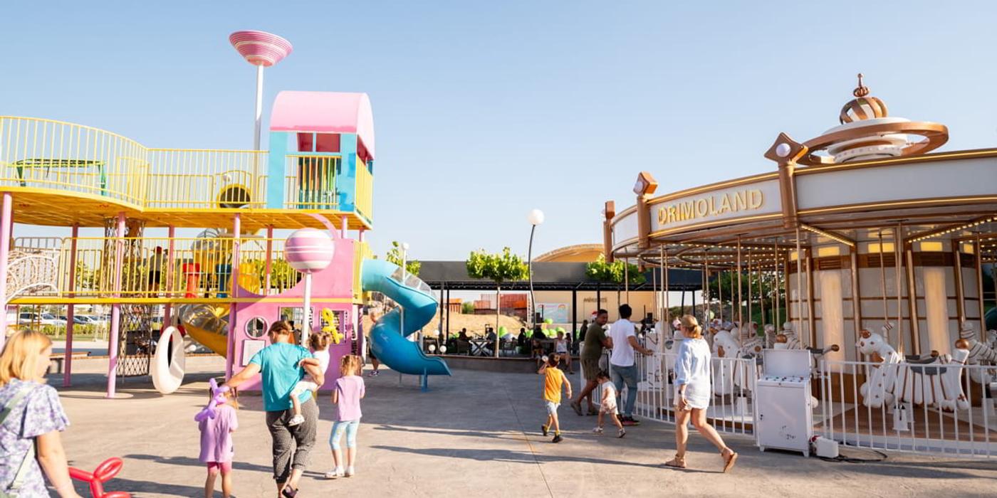 Cel mai mare loc de joacă din Timișoara unde copiii se distrează, iar părinții respiră ușurați