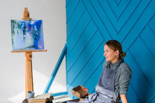 Tendințe în culori pentru 2025: Cum să alegi paleta perfectă pentru fiecare cameră