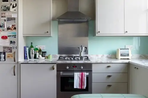 Amenajari cu stil pentru bucatarii mici