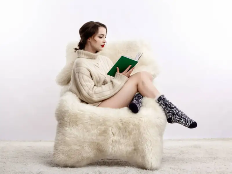Top 6 cele mai potrivite fotolii pentru lectură, ideale în dormitor