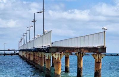 Pasarela din Mamaia, „îngropată” în studii și birocrație: Șase ani de degradare și nicio soluție concretă