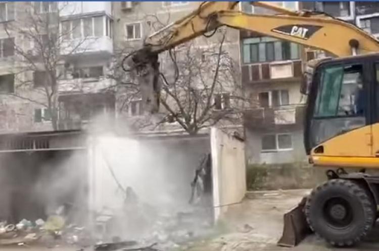 Primăria Cluj-Napoca va continua acțiunea de demolare a garajelor și anul viitor. Încă 3.500 la nivelul municipiului Cluj-Napoca ar trebui demolate