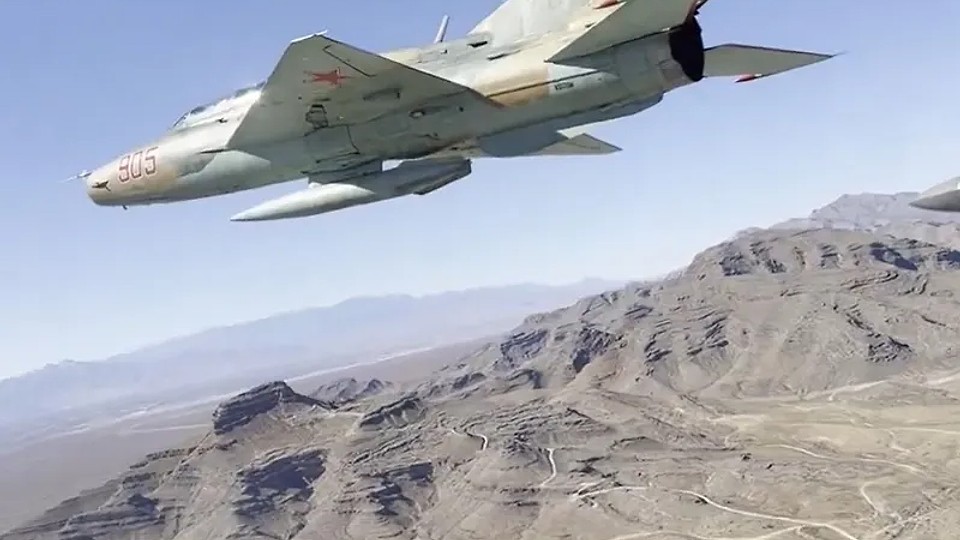 Pregătiri de război. „Red Eagles”, un Top Gun secret, învață piloții SUA să doboare avioane rusești