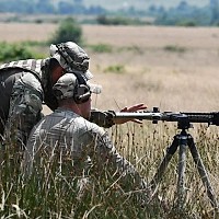 Armata vrea să ajungă la 100.000 militari. Dă 11.000 lei ofițerilor și 5.000 lei soldaților