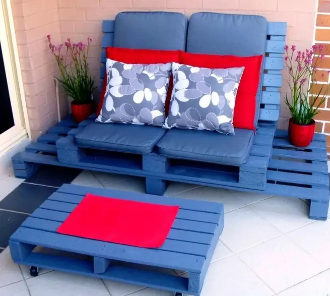 Paleti pentru mobila de exterior