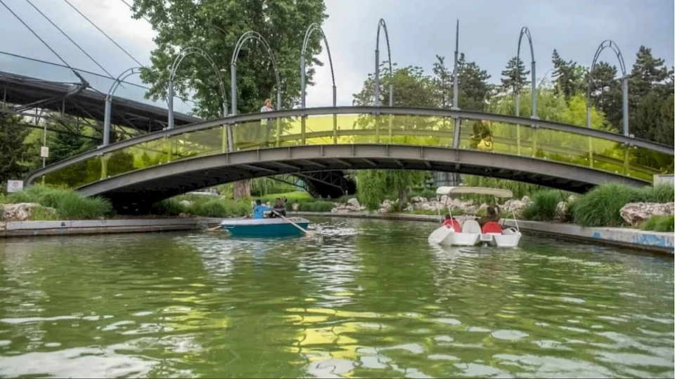 Podul emblematic din Parcul Drumul Taberei va fi reabilitat.