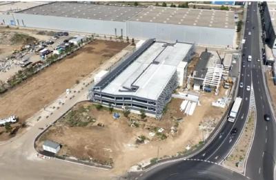 Parcarea supraetajată ce a fost realizată lângă stația de metrou Tudor Arghezi va fi finalizată în curând. Se fac ultimele retușuri