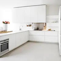 Bucatarii minimaliste adaptate apartamentelor mici