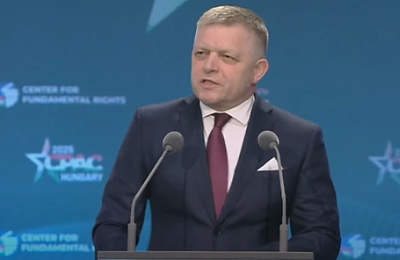 Premierul Slovaciei anunță că luni va cere stoparea livrării de energie către Ucraina