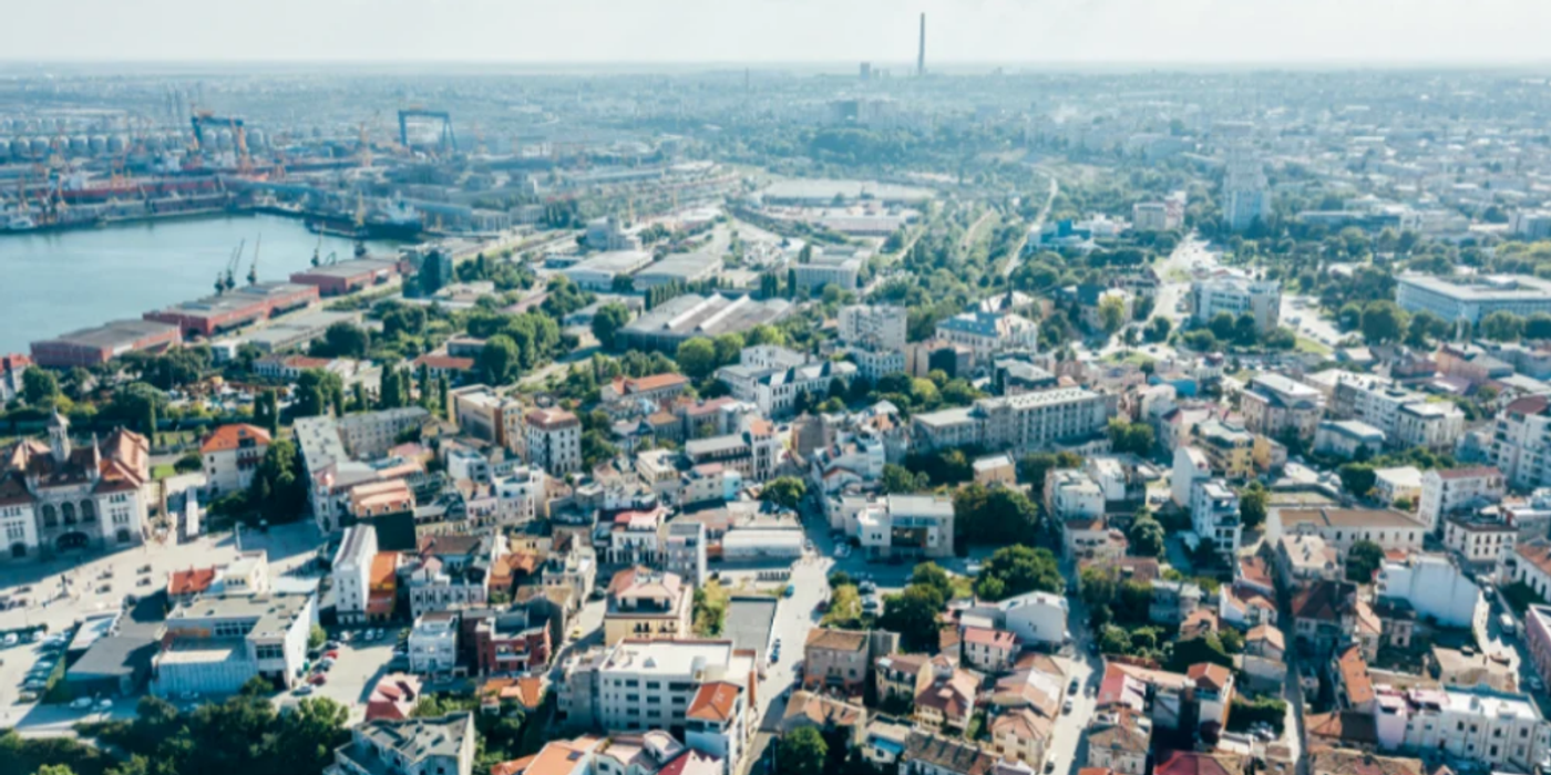Piața imobiliară din Constanța în primul semestru din 2026. Contracție accentuată a tranzacțiilor și scădere a ipotecilor