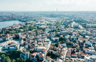 Piața imobiliară din Constanța în primul semestru din 2026. Contracție accentuată a tranzacțiilor și scădere a ipotecilor