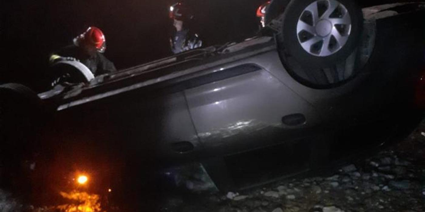 Accident rutier, seara trecută, pe DJ 108C, între localitățile Scrind-Frăsinet și Răchițele