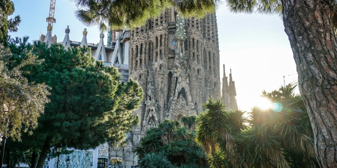 Antoni Gaudí: Un geniu al arhitecturii organice