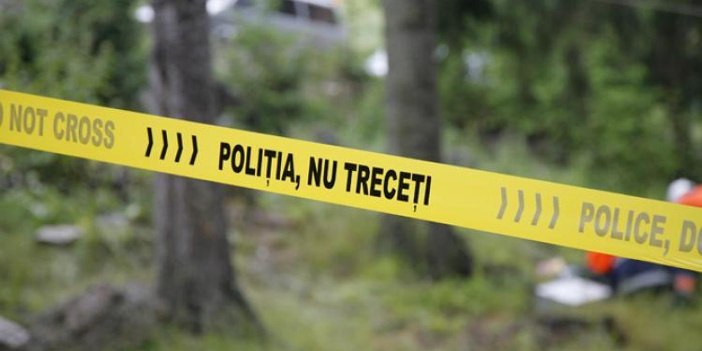 Cadavrul unui bărbat de 70 de ani a fost descoperit, joi, într-o zonă greu accesibilă din Tritenii de Sus