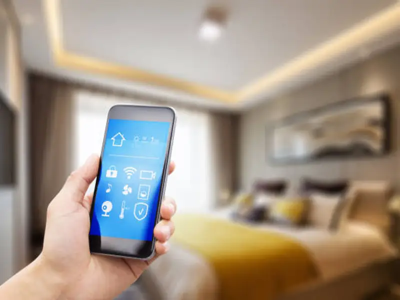 Sistem de iluminat smart în dormitor- cum îl alegi corect